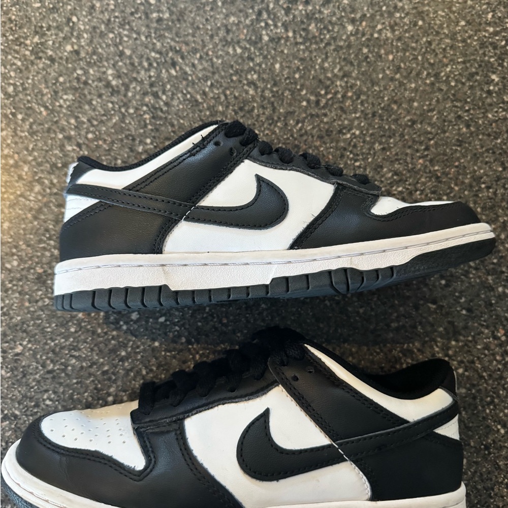 Nike Panda Dunks